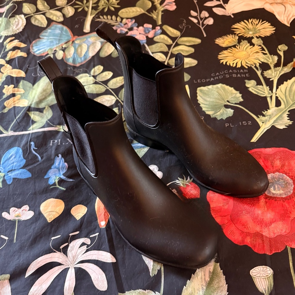 J Crew waterproof #9, black booties